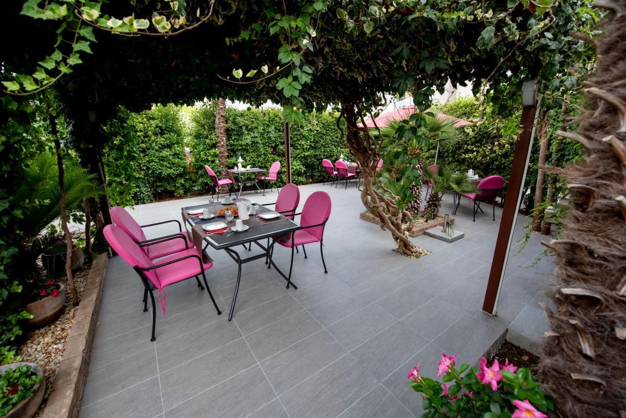 Bed & Breakfast Pino Podstrana Luaran gambar